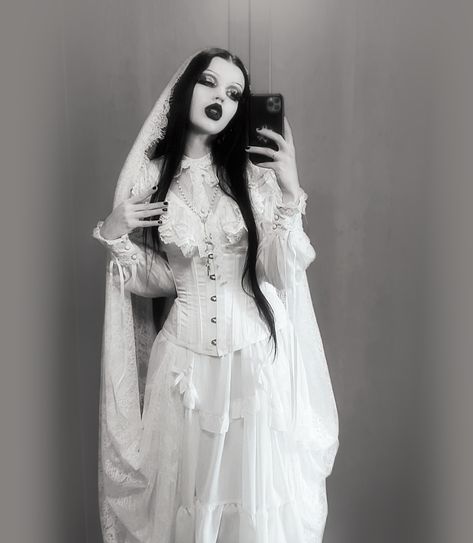 🤍🦇🖤 . . . . . . . . . . . . . . . . . #vampireaesthetic #vampires #vampirestyle #draculaclothing #mavisdracula #goth #gothgirl #gothfashion #gothic #tradgoth #nugoth #gothstyle #vampiregoth #romanticgoth #gothaesthetic #explore #pale #latex #altgirl #alternative #altfashion #altgirls #metalgirl #metalhead #grunge #gothgoth #palegoth #explore #altstyle Gothic Ghost Costume, Black And White Goth Outfit, White Gothic Outfit, White Goth Wedding, Vampire Costume Outfit, Vampire Outfit Ideas, Forehead Makeup, White Goth Outfit, White Goth Aesthetic