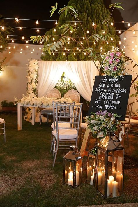 Rustic Wedding decorations on a budget that looks so elegant - Hike n Dip Small Rustic Wedding Reception, Terrace Engagement Decoration, Wedding Entry Table Ideas, Burlap Wedding Ideas, Wedding Entry Table, Rustic Wedding Reception Decor, Entry Table Ideas, Wedding Entry, Decorations On A Budget