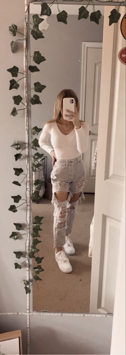 Cute Outfits With White Air Force 1, American Eagle Fits, Summer Outfits With Air Force 1, American Eagle Outfits Summer, American Egal Outfits, Outfits To Wear With Air Force Ones, White Air Forces Outfits, Outfits With White Air Force Ones, Outfit Ideas With Air Force Ones