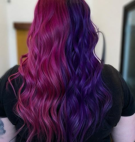 Half Red Half Purple Hair Split, Half Split Hair Color, Purple Split Dye, Hair Color Combos, Colored Hair Ideas, Exotic Hair Color, Hidden Hair Color, Exotic Hair, Split Dye