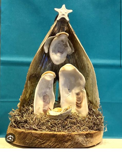 Shell Manger Scene, Seashell Nativity Scene, Shell Nativity Scene, Seashell Nativity, Shell Nativity, Oyster Shell Nativity, Oyster Shells Decor, Seashell Christmas Ornaments, Coastal Christmas Decor