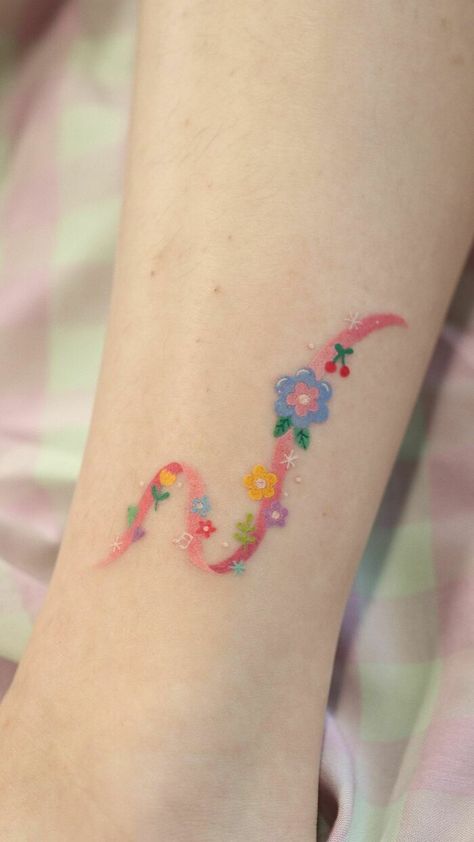 Small Colorful Tattoos, Free Tattoo Designs, Elements Tattoo, Ribbon Tattoos, Best Tattoo Ideas, Small Pretty Tattoos, Tatuaje A Color, Cool Small Tattoos, Tattoo Trends