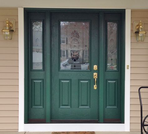 ProVia Signet Fiberglass Door #430, Series: Oak, Exterior Color: Forest Green, Glass: Twilight. Installed by Opal Enterprises in Naperville, IL! Craftsman Style Front Doors, Brown Front Doors, Orange Front Doors, Best Front Door Colors, Best Front Doors, Green Front Doors, Black Front Doors, Shop Doors, Cottage Style Homes