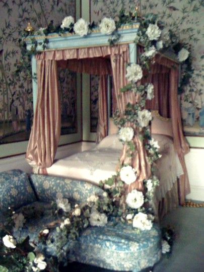 Fairy Tale Bedroom, Romantic Bedroom Lighting, Fairytale Bedroom, Fairy Bedroom, Fairy Room, Whimsical Bedroom, Romantic Bedroom, Aesthetic Rooms, Pretty Room