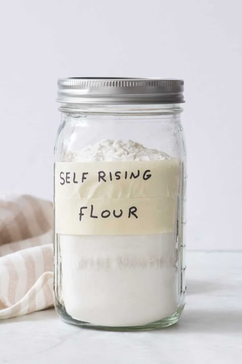 No self-rising flour? No sweat! This quick and easy 3 ingredient recipe on how to make self rising flour at home is a perfect substitute.| How to Make Self Rising Flour | Homemade Self-rising Flour | Self Rising Flour Recipe | Easy Self Rising Flour | Diy Self Rising Flour, Homemade Self Rising Flour, Freezable Recipes, Make Self Rising Flour, Bread Recepies, Angel Biscuits, Feel Good Foodie, Food Basics, Desserts Bread