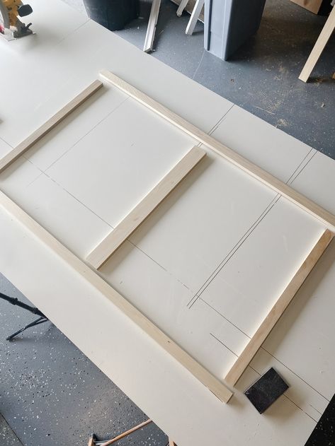 HOW TO BUILD BASIC CABINET BOXES WITH KREG! Diy Cabinets Build, Diy Kitchen Cabinets Build, Diy Doors, Building Kitchen, Cabinet Build, Building Kitchen Cabinets, Kitchen Base Cabinets, Diy Bathroom Vanity, Tool Bench