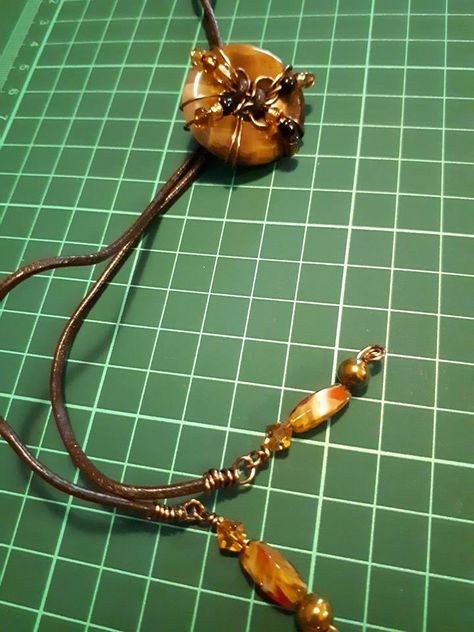 DIY Bolo Tie created by Kathy. Click image for tutorial on YouTube. Wire Wrap Bolo Tie, Diy Bolo Ties, Diy Bolo Tie, Tie Tutorial, Bolo Ties, Bolo Tie, Youtube Tutorials, Wire Art, Jewelry Creation