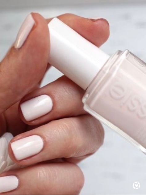 Nail Color For Tan Skin Summer, Essie Summer Colors, Summer Nail Color, Summer Tanning, Pale Colors, Summer Color, Tan Skin, Fair Skin, Nail Color