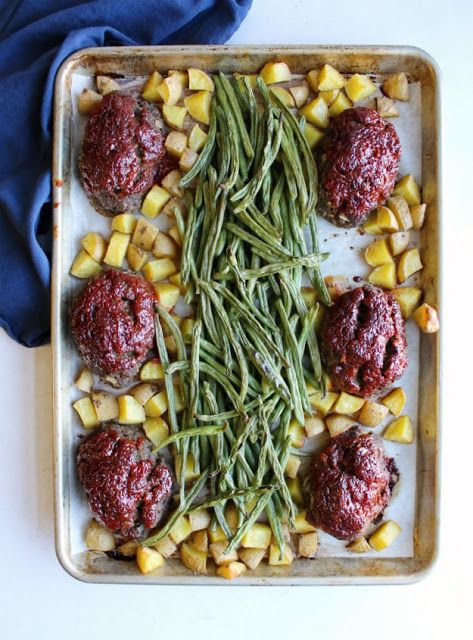 Roasted Green Beans And Potatoes, Mini Meatloaf Recipes, Beans And Potatoes, Mini Meatloaf, Traditional Meatloaf, Mini Meatloafs, Sheet Pan Suppers, Sheet Pan Dinners Recipes, Green Beans And Potatoes