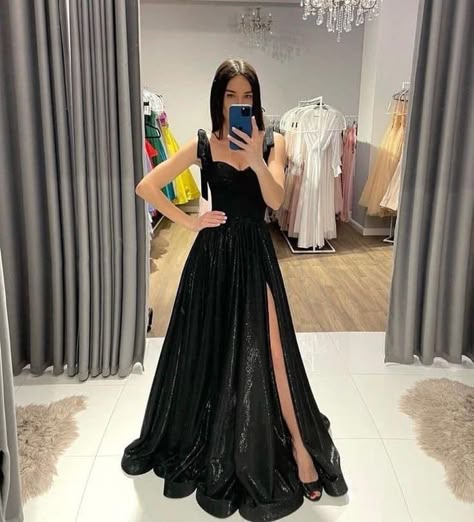 Castle Dresses, Black Sequin Prom Dress, Satin Sleeves, Black Formal Gown, Long Wedding Dress, Prom Inspo, Academia Outfits, Floor Length Prom Dresses, Prom Dress Inspiration