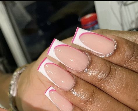 White French Tips With Pink Line, Double Line French Tip Nails, Pink And White Nails French, Pink And White Nail Art, Pink And White French Tip, Nail Art French, French Top, White Tip Nails, White French Tip