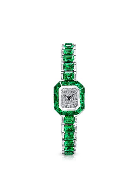 Discover the Trilogy Emerald and Diamond Watch, Emeralds 24.78 cts, Diamonds 6.78 cts from the Watches Collection at Graff Graff Watch, Graff Watches Women, Luxury Green Diamond Watch For Formal Occasions, Luxury Antique Diamond Watch, Luxury Green Diamond Watch With Diamond Hour Markers, Luxury Vintage Diamond Watch With Quartz Movement, Diamond Watch, Diamond Design, Emerald Diamond