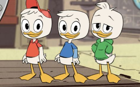 I was playing that pop game on the disney app, and the ducktales stages have DEWEY with LOUIE'S hair and LOUIE with DEWEY'S hair. XD Hewey Dewey And Louie, Pop Game, Disney App, Pop Games, Duck Tales, Good Movies To Watch, Game On, Movies To Watch, Good Movies