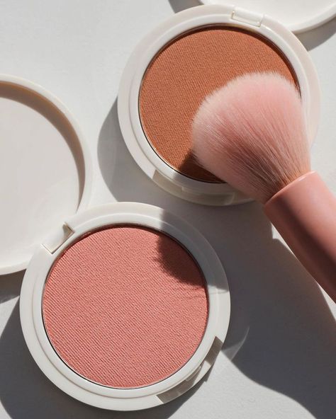 Aesthetic Blush Makeup, Blush Product Photography, Blush Aesthetic Makeup, Blush Makeup Products, Blushon Makeup, Makeup Photography Products, Makeup Product Photography, Makeup Moodboard, Blush Products