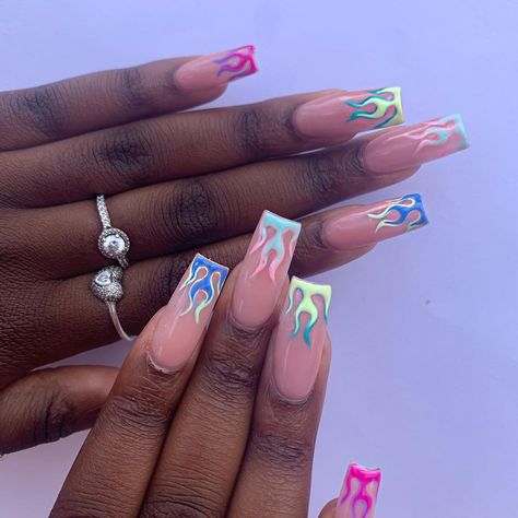 Nail Ideas Flames, Diamond Nail Designs, Flame Nails, Flame Nail Art, Black French Tips, Nail Prep, Blue Nail Designs, Polish Colors, The Claw