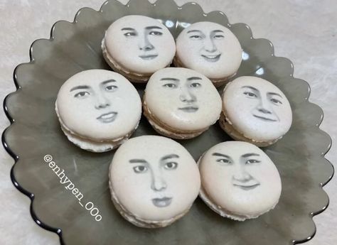 Cursed Kpop Images Enhypen, Enhypen Funko Pop, Jungwon Cursed Pictures, Enhypen Valentines Cult, Enhypen Starbucks Drink, Kpop Cursed Pictures, Cursed Enhypen Images, Enhypen Bread Pfp, Enhypen Bread