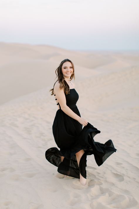 Sand Dune Senior Pictures, Sand Dunes Senior Pictures, Dunes Photoshoot, Glamis Sand Dunes, Sr Photos, Sand Dunes Photoshoot, Portrait Editorial, Wedding Sand, Grad Photoshoot