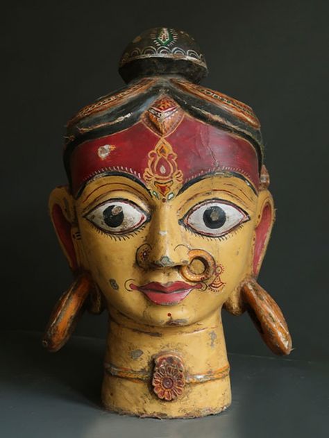 Cheriyal Mask, Nandi Painting, Indian Mask, Temple Art, Clay Crafts Air Dry, Ancient Sculpture, Wooden Statues, Indian Folk Art, Africa Art