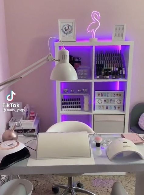 She’d Nail Salon, Nail Salon Set Up Ideas, Nail Office Ideas, Nail Tech Suite Ideas, Mail Tech Room Ideas, Nails Room Ideas Home, Nail Tech Desk Setup, Home Nail Salon Setup, Nail Tech Set Up