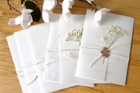 Velum Paper Invitations, Dried Flower Wedding Invite, Wedding Invitation Packaging Ideas, Wedding Vellum Invitations, Wedding Invite Packaging, Vellum Wrapped Wedding Invitations, Vellum Paper Wedding Invitations, Vellum Jacket Wedding Invitations, Vellum Invitations