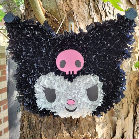 Kuromi Pinata, Kuromi Themed Birthday Party, Light Purple Hello Kitty, Hello Kitty Birthday Party Ideas Decoration, Latina Goth, Pastel Kuromi, Kuromi Birthday Party, Kuromi Birthday, Custom Hello Kitty