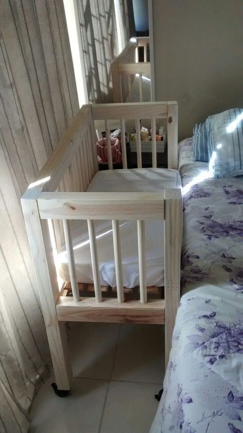 (paid link) Is crib good for newborn? Diy Baby Cot Ideas, Baby Crib Diy, طفلة حديثة الولادة, Diy Crib, Baby Room Diy, Baby Rosa, Diy Baby Furniture, Baby Cradle, Baby Room Design