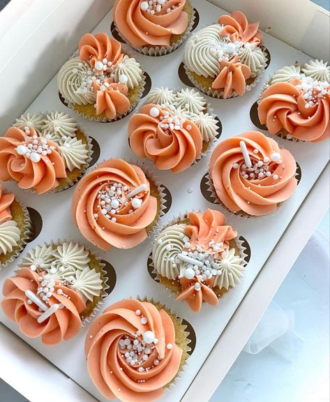 Orange And White Cupcakes, Orange Cupcakes Decoration, 80th Birthday Cupcakes, Fancy Cupcakes Decorating, Elegant Cupcake Designs, Trendy Cupcakes, Coral Cupcakes, Cupcake Icing Designs, Birthday Cupcakes For Women