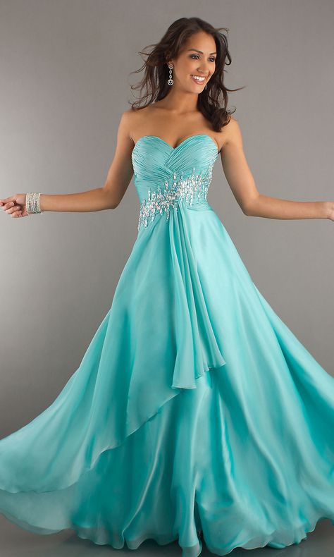 tiffany blue Mode Glamour, Military Ball Dresses, فستان سهرة, Sweetheart Dress, Grad Dresses, Prom Dresses Blue, Gorgeous Gowns, Tiffany Blue, Prom Gown