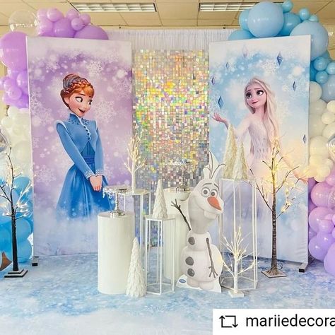 Frozen Party Decorations Backdrops, Frozen Themed Birthday Party Decoration, Frozen Decoration Ideas, Fiesta De Frozen Decoration Ideas, Frozen Birthday Decor, Frozen Party Backdrop, Frozen Party Table, Frozen Theme Party Decorations, Frozen Backdrop