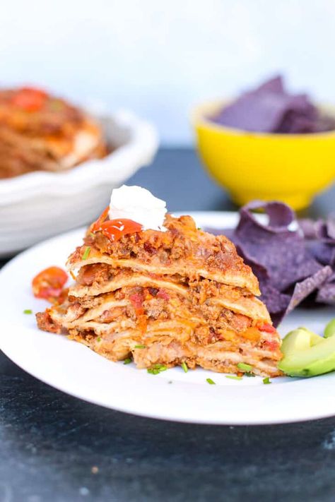 Layered Taco Pie, Grill Vegetables In Foil, Freezer Meal Labels, Beef Burrito Recipe, Taco Pie Recipes, Layered Taco, Ww Dinner, Beef Entrees, Gluten Free Sauces