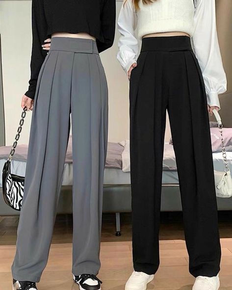 Wide Legs Black Pants Outfit, Romantic Style Fashion Inspiration, Kulot Pants Outfit, Kulot Pants, Casual College Outfits, Trendy Dress Outfits, Mode Kpop, Stylish Work Outfits, Ținută Casual