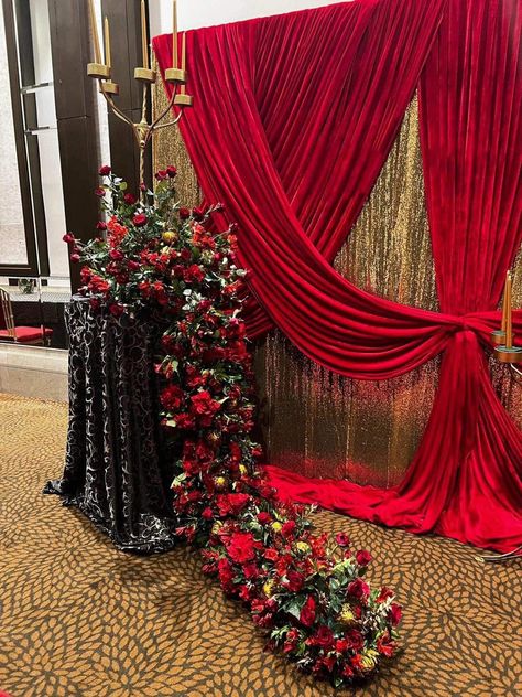 Red Black And Gold Gala Decor, Red And Gold Birthday Theme, Red And Gold Birthday Party Decoration, Event Backdrops, Gold Birthday Party Decorations, Gala Decorations, Black Red Wedding, Decent Wallpapers, Pastor Appreciation