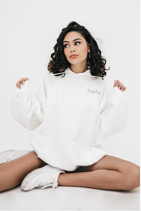 Sweatshirt Model Poses, Hoodie Outfit Photoshoot, Apparel Model Poses, Apparel Shoot Ideas, Apparel Brand Photoshoot, Hoodie Merch Photoshoot, T Shirt Business Photoshoot Ideas, Hoodie Studio Photoshoot, Clothing Brand Photoshoot Poses