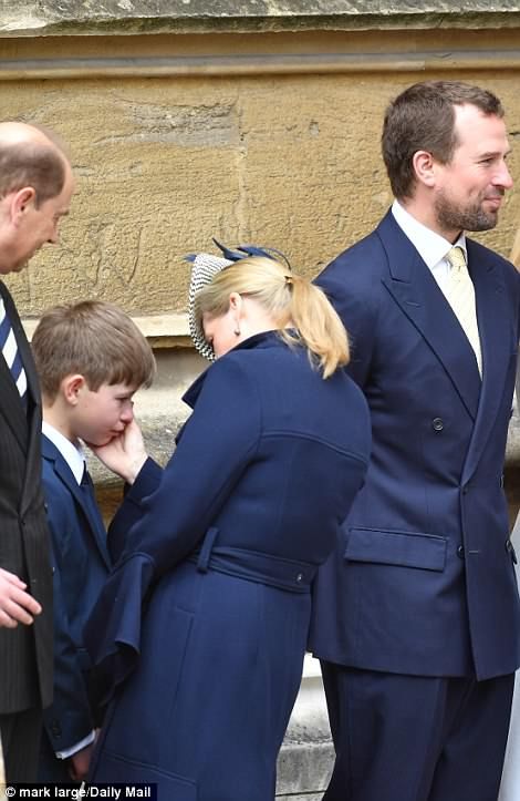 James Viscount Severn, Sophie Rhys Jones, James Viscount, Princesa Anne, Louise Mountbatten, Easter Service, Viscount Severn, Peter Phillips, Zara Tindall