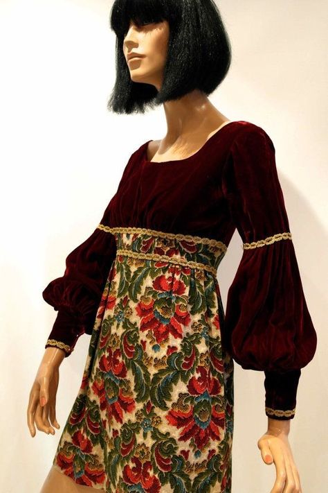 Medieval Modern Outfit, 60s Medieval, Jewel Tone Velvet, Medieval Revival, 60s 70s Fashion, 60s And 70s Fashion, Medieval Style, Medieval Fashion, 1970s Fashion