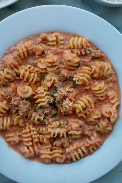 Spicy Sausage Radiatori alla Vodka Sausage Arrabiata, Radiatori Pasta Recipes, Vodka Sauce Pasta Sausage, Spicy Vodka Pasta Recipe, Spicy Pasta Alla Vodka, Spicy Vodka Pasta With Sausage, Vodka Pasta, Alla Vodka, Pasta Party