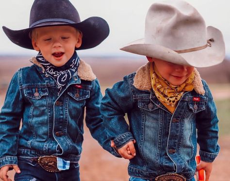 Kids Cowboy Outfits Boys, Boys Western Outfit, Kids Cowboy Outfit, Baby Boy Western Outfits, Country Toddler Boy, Cowboy Outfits For Boys, Country Babies, Baby Boy Cowboy, Rodeo Baby