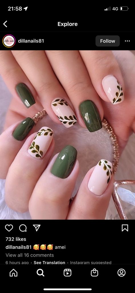 Green Nails With Leaf Design, Sage Green Nails With Leaves, Forest Green Wedding Nails For Bride, Sage Green Nails With Leaf Design, Sage Green Leaf Nails, Green And Cream Nails, Green Wedding Nails For Bride, Woodland Nails Designs, White Nails Green Leaves