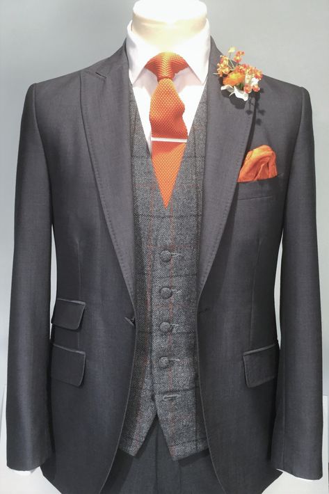 Charcoal Suit Fall Wedding, Black And Orange Suit Men, Grey Suit Orange Tie, Grooms Ideas, Charcoal Lounge, Tweed Groom, Charcoal Wedding, Groom Suspenders, Lounge Suit