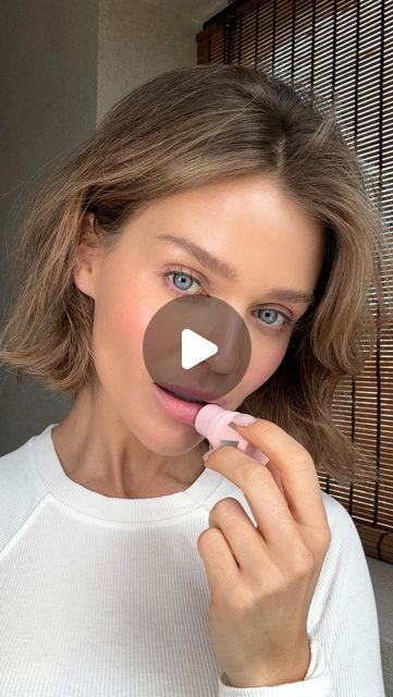 GINE MARGRETHE on Instagram: "Ad I’m blushing @caiacosmetics nothing gives me more life to the cheeks than a good blush - and here’s my favorites shades 🌸 multi use - so you can go nuts! 

#caia #blush #makeuptutorial #springmakeup #glow" How To Blush Cheeks, Good Blush, Gine Margrethe, Blush Tutorial, Blush On Cheeks, More Life, Spring Makeup, Eye Makeup Tutorial, My Favorites