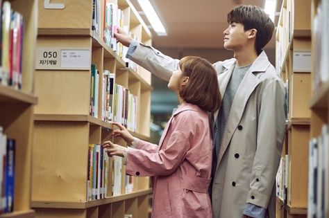 "Strong Woman Do Bong Soon" Raises Anticipation With New Sweet And Heart Fluttering Stills | Soompi Strong Woman Do Bong Soon Wallpaper, Strong Woman Do Bong Soon, Gu Family Books, Young Park, Big Bang Top, G-dragon, Park Bo Young, Ulzzang Couple, Korean Star