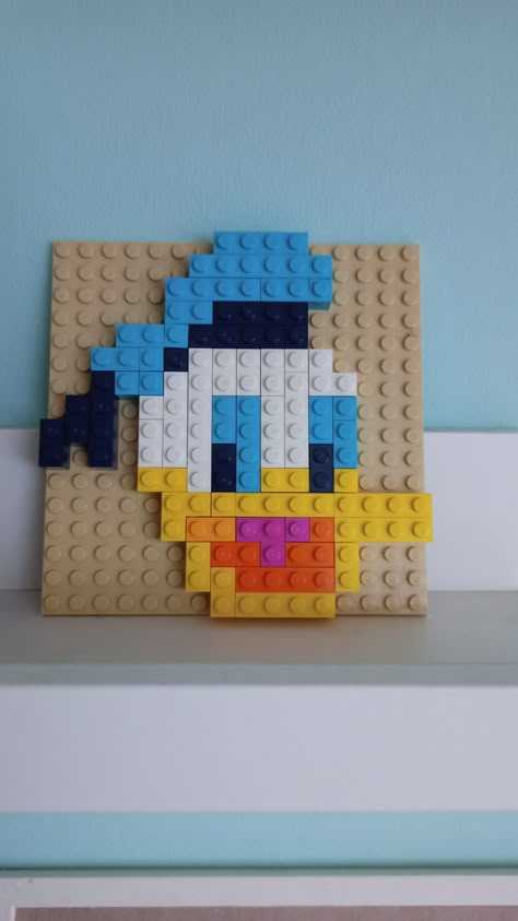 Lego Wall Art Diy, Lego Dots Pattern, Lego Pixel Art, Lego Kids Room, Lego Wall Art, Lego Diy Crafts, Easy Lego Creations, Lego Mosaic, Lego Challenge