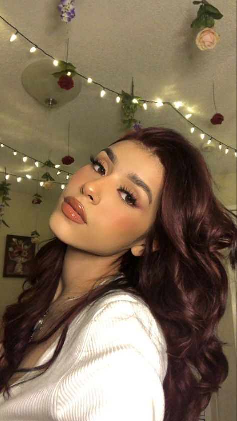 Dark Cherry Brown Hair, Dark Brown Red Hair, Burgundy Brown Hair Color, Chocolate Red Hair, Burgundy Brown Hair, Wine Hair Color, Mahogany Hair, Hair Color Underneath, Red Hair Inspo