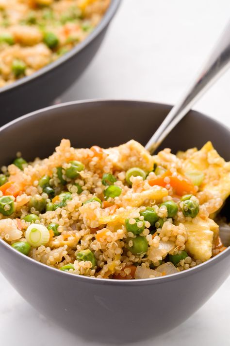 The Slimming Ingredient Swap That Packs Your Fried Rice with Protein—and Fewer Carbs  - Delish.com Quinoa Recipes Dinner, Fried Rice Recipes, Quinoa Fried Rice, Easy Fried Rice, Fried Rice Recipe Easy, Arroz Frito, Quinoa Salad Recipes, Quinoa Recipes, Rigatoni