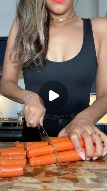 Nekter Juice Bar Copycat Recipes, Jen Jones Plant Based, Carrot Juice Recipe Juicers, Carrot Pineapple Juice, Nevell Skin, Beauty Juice, Health Dessert Recipes, Pineapple Juice Recipes, Jen Jones