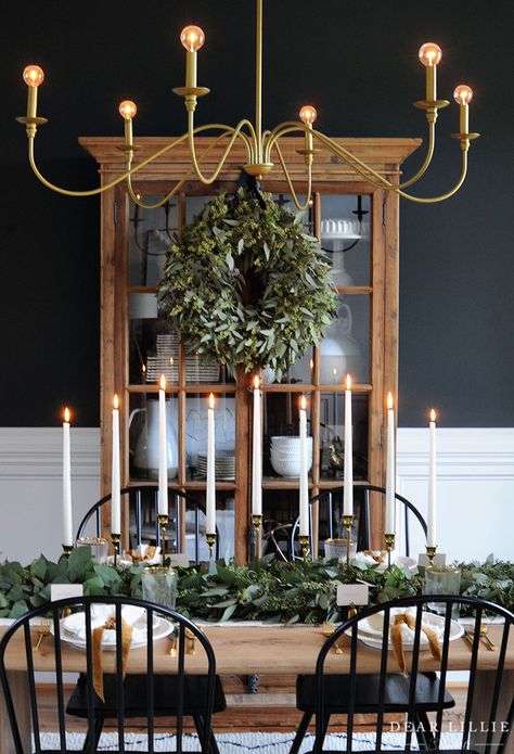 A Eucalyptus Garland Centerpiece and Candles in our Christmas Dining Room - Dear Lillie Studio Eucalyptus Garland Centerpiece, Home Christmas Decor Ideas, Pine Dining Room, Christmas Dinner Table Settings, Garland Centerpiece, Home Christmas Decor, Christmas Dining Table Decor, Candle Table Centerpieces, Luxury Dining Tables