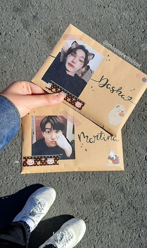 Aesthetic Letter Envelope, Letters Envelope Aesthetic, Ateez Gift Ideas, Kpop Penpal Ideas, Letter Envelope Ideas, Aesthetic Penpal Ideas, Letter Aesthetic Envelope, Kpop Present Ideas, Letter Envelope Aesthetic