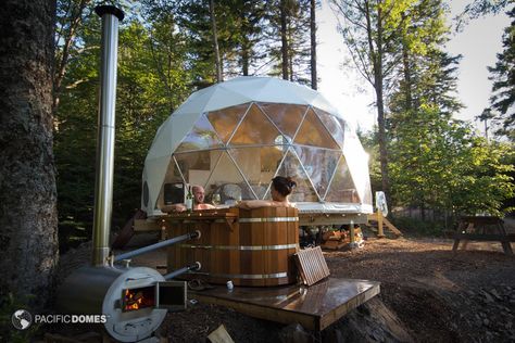 Eco-Resort Domes, Eco-Friendly Luxury Resort Domes- Pacific Domes Pacific Domes, Bubble Dome, Dome Homes, Alternative Housing, Geodesic Domes, Geodesic Dome Homes, Dome Structure, Glamping Resorts, Mont Tremblant