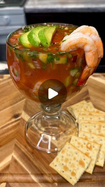 Marisol Benitez on Instagram: "Mexican Shrimp Cocktail Recipe
#recipe #easyrecipe #shrimp #shrimpcocktail #lent #food #foodie #elpaso #elpasotx #elpaso915 #eptx 

2 lbs shrimp
1 cup clamato
1/2 cup ketchup
2 tap salt
1 tap black pepper
1 orange
2 cucumbers
2 tomatoes
2 jalapeños
1/2 red onion
Cilantro" Shrimp Broth, Mexican Shrimp Cocktail Recipe, Seafood Ceviche, Mexican Shrimp Cocktail, Cocktail Shrimp Recipes, Pescatarian Diet, Roma Tomato, Grilled Chicken Marinade, Mexican Shrimp