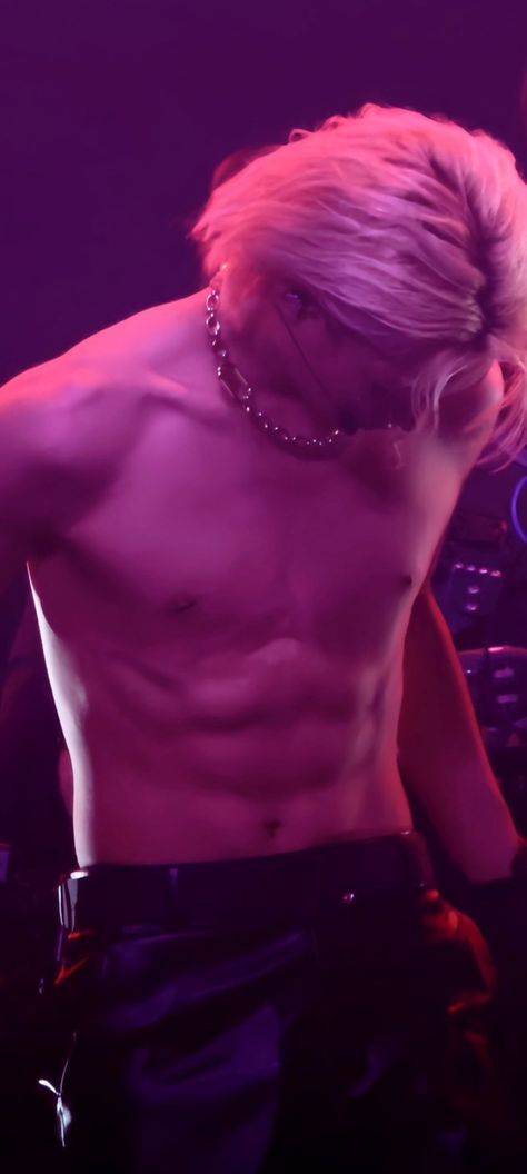 Felix Natural Skin, Felix Venom, Felix No Shirt, Felix Short Hair, Felix Running, Felix Back Tattoo, Felix Sweating, Lee Felix Muscles, Felix Muscles